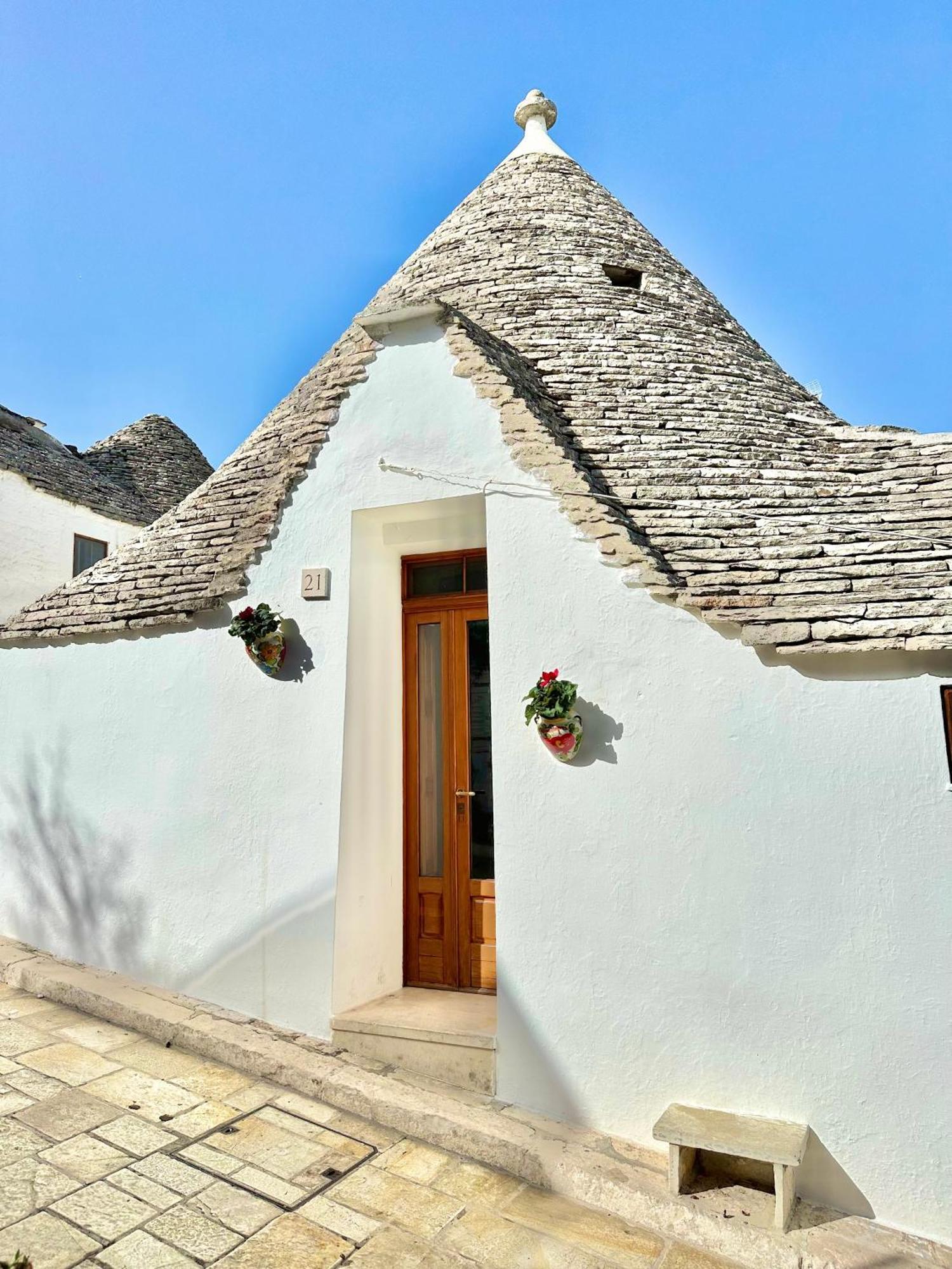 Trulli Fenice Альберобелло Экстерьер фото